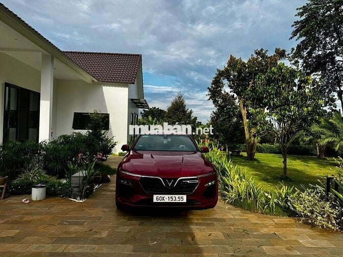 VinFast Lux A2.0 2022 A2.0 Tiêu chuẩn - 36500 km