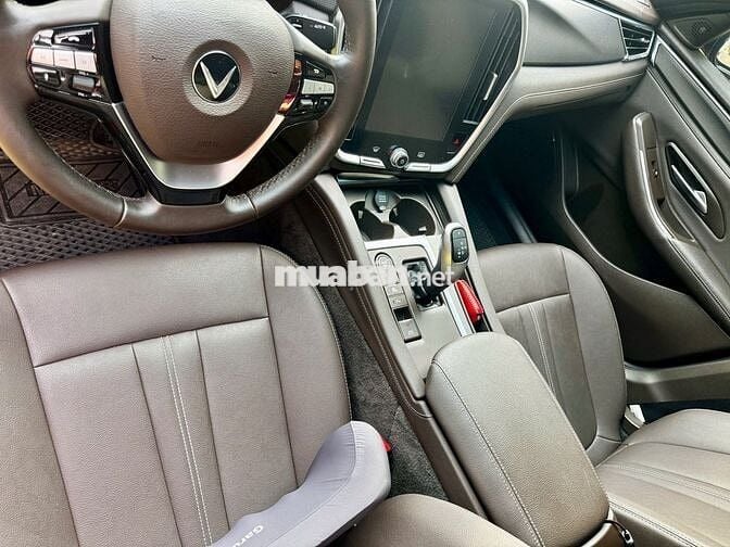 VinFast Lux A2.0 2022 A2.0 Tiêu chuẩn - 36500 km