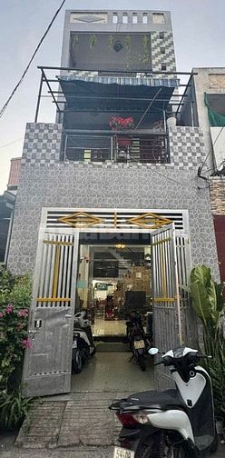 BÁN NHÀ ĐẸP BÌNH TÂN 1 TRỆT 2 LẦU GIÁ 680tr 