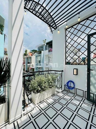 Hữu duyên!Nhận ngay nhà đẹp - 2,19tỷ - Đặng Văn Ngữ, p13, Phú Nhuận