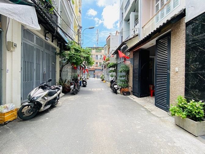 Nhà 4 Lầu tuyệt đẹp Cao cấp hẻm xe hơi 6m 417/ Lê Văn Thọ, P9, Q.GV
