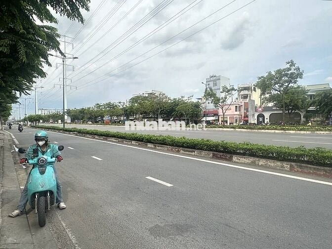 bán nhà mặt tiền phạm văn đồng,p11,bình thạnh,đường đông dâncư tiện kd