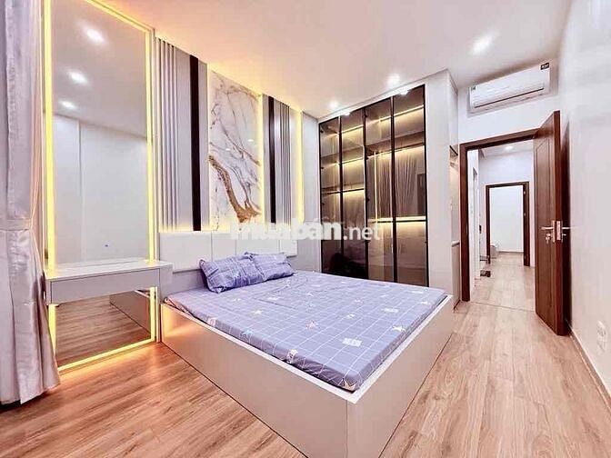 Bán nhà phố Hồng Mai, cực hiếm, ngõ thôngc lô góc, mới, 42m2