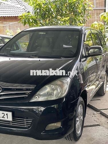 Toyota Innova 2011 V - 140000 km