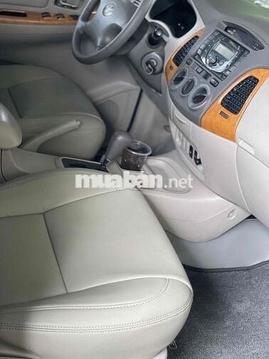 Toyota Innova 2011 V - 140000 km