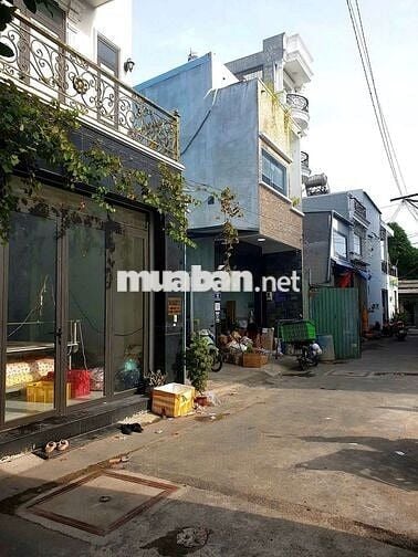 BÁN GẤP, nhà Bình Tân gần Tân Phú, 4 tầng, 135m2, HXH 6m, chỉ hơn 6 tỷ
