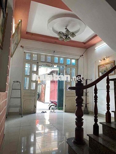Trệt 2 lầu 4*10 4pn 3wc nhà mặt tiền Rẻ chốt lẹ