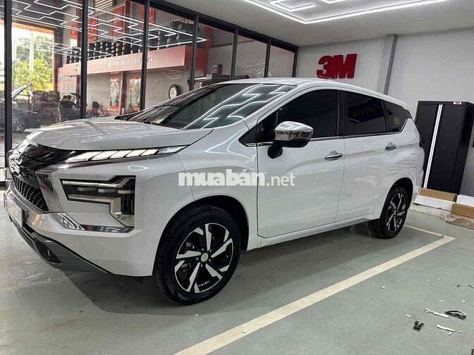 Mitsubishi Xpander 2022 AT Premium - 7635 km