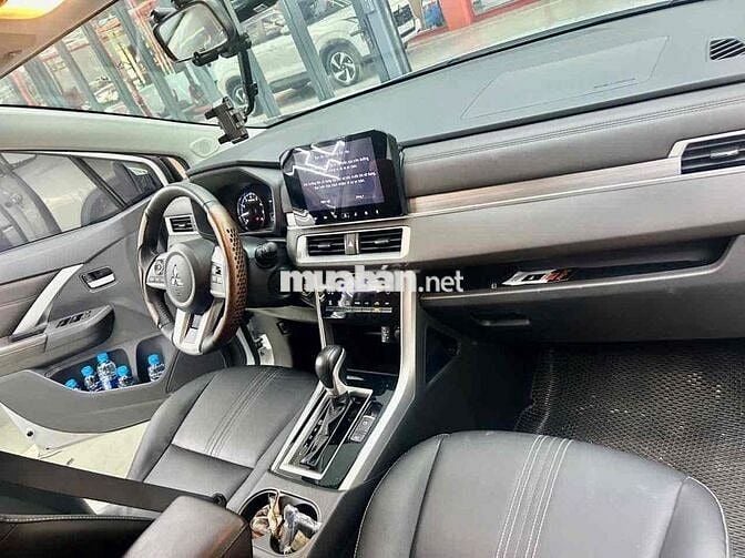 Mitsubishi Xpander 2022 AT Premium - 7635 km