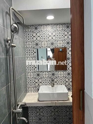 PHÒNG TRO LÝ THƯỜNG KIỆT- DH CONG NGHIEP