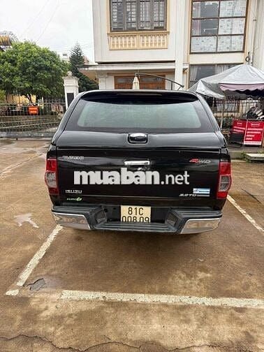 Isuzu Dmax 2010 LS 3.0 4x4 MT - 100000 km
