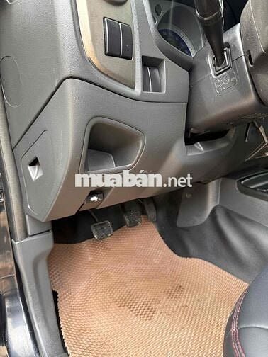 Isuzu Dmax 2010 LS 3.0 4x4 MT - 100000 km
