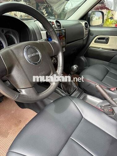 Isuzu Dmax 2010 LS 3.0 4x4 MT - 100000 km