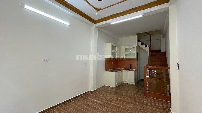 Nhà mặt tiền đường 32 1 trệt 2 lầu giá chỉ 7,9 tỷ TL