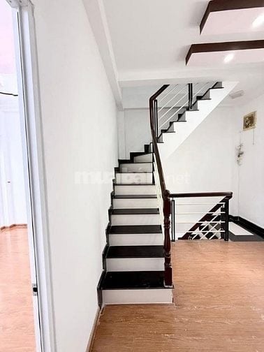CHỈ VỚI 2,260 TỶ CÓ NGAY CĂN NHÀ NGAY HOÀ HẢO,P8, QUẬN 10, SỔ RIÊNG 
