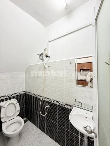 CHỈ VỚI 2,260 TỶ CÓ NGAY CĂN NHÀ NGAY HOÀ HẢO,P8, QUẬN 10, SỔ RIÊNG 