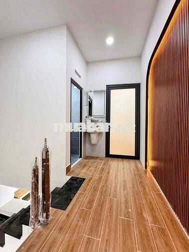 NHÀ MỚI 1/ HẺM THÔNG Ô TÔ - GẦN NGÃ TƯ BỐN XÃ, DT: 4m x 10m (40m²).