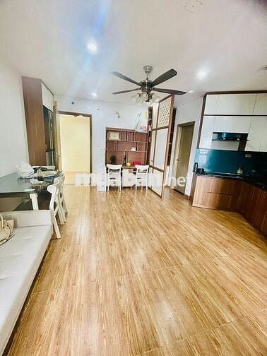 Chính chủ cho thuê căn hộ cc Samsora 2PN gần ĐH Kiến Trúc Hà Đông