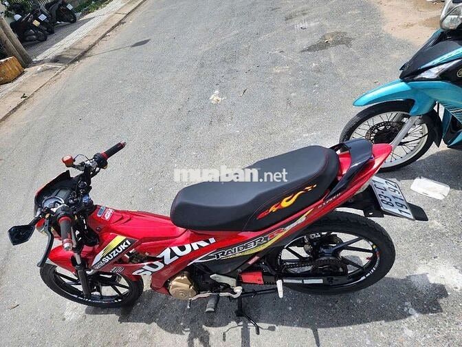Suzuki raider