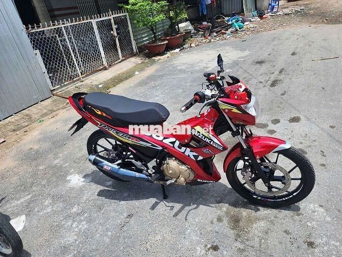 Suzuki raider