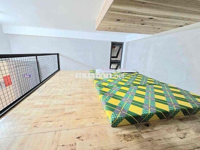 PHÒNG TRỌ SINH VIÊN GÁC CAO GIÁ HỢP LÝ GẦN 2 DH VĂN HIẾN - CÔNG THƯƠNG