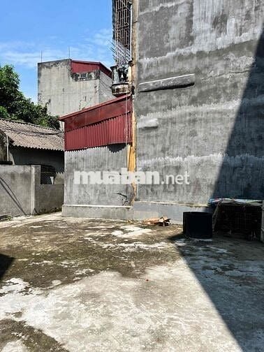 BÁN RẺ 30.5M2 ĐẤT NGUYỄN VĂN LINH LONG BIÊN