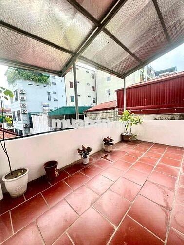 Bán nhà Trường Chinh- Thanh Xuân, cực đẹp mặt tiền rộng, DT:41m2 x 5T