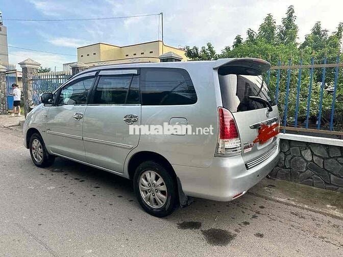 Toyota Innova 2011 V - 130000 km