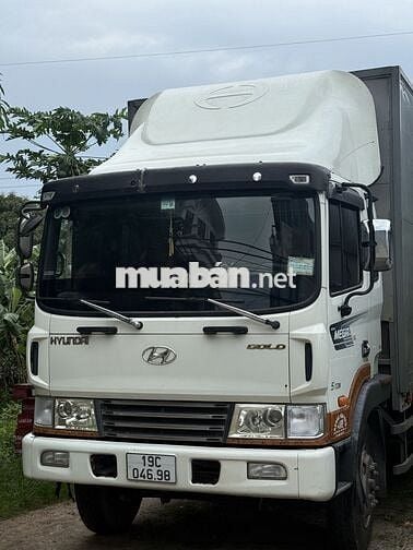 Hyundai 2009 - 45000 km