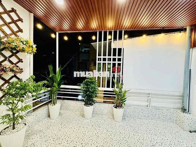 Siêu Phẩm Sát Ni Sư Huỳnh Liên-XH đậu cửa -56M2-3PN- Ngang hơn 4M-