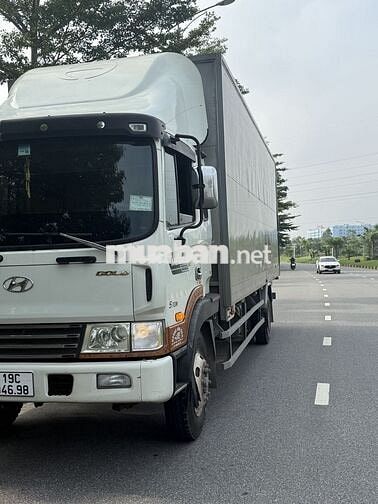 Hyundai 2009 - 45000 km