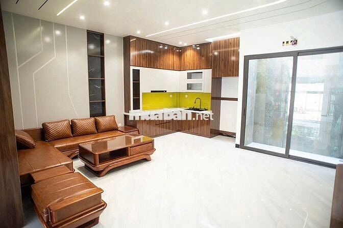 CẦN BÁN NHÀ ĐỨC GIANG LONG BIÊN HÀ NỘI.