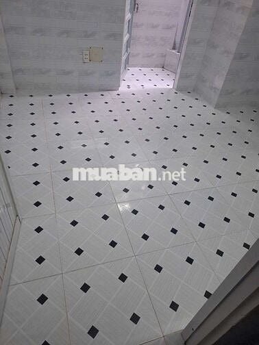 Cho thuê nhà nguyên căn hẻm 232 Đoàn Văn Bơ nhà đang trống