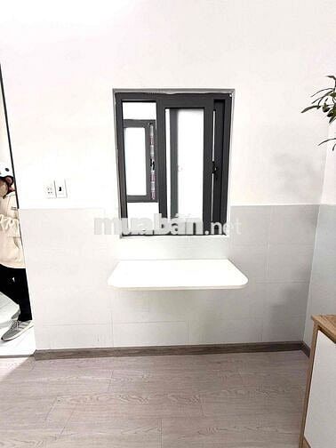 Cho thuê căn hộ Duplex có Ban công Q4 gần ĐH Luật, ĐH Nguyễn Tất Thành