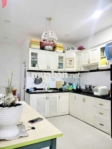 Nhà Đúc 2 Tầng  Dt: 45m2, DTSD 90m2 
Cạnh Tân Sơn Nhì -🌹 nhỉnh 4 tỷ
