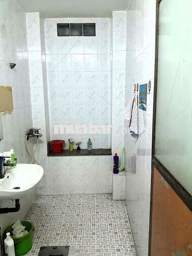 cho thuê mặt bằng 100m2 gần chợ Hiệp Bình thuận tiện kinh doanh
