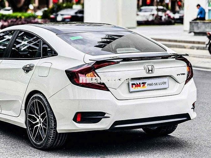 Honda Civic 1.8 2020 Full Option