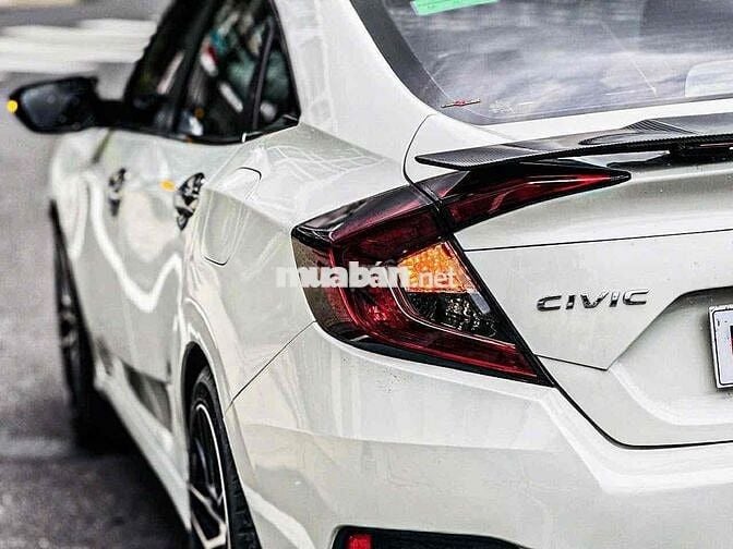 Honda Civic 1.8 2020 Full Option