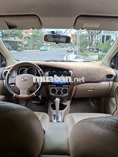 Bán ô tô 7 chỗ Nissan Grand Livina – Xe gia đình