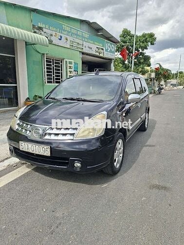 Bán ô tô 7 chỗ Nissan Grand Livina – Xe gia đình