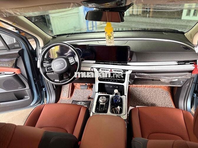 Kia Carnival 2022 2.2D Signature 12 ngàn cây số