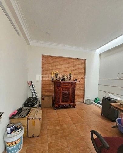 Trung kính phân lô, gần mặt phố, ô tô thông, sổ vuông đét A4 Plus, 