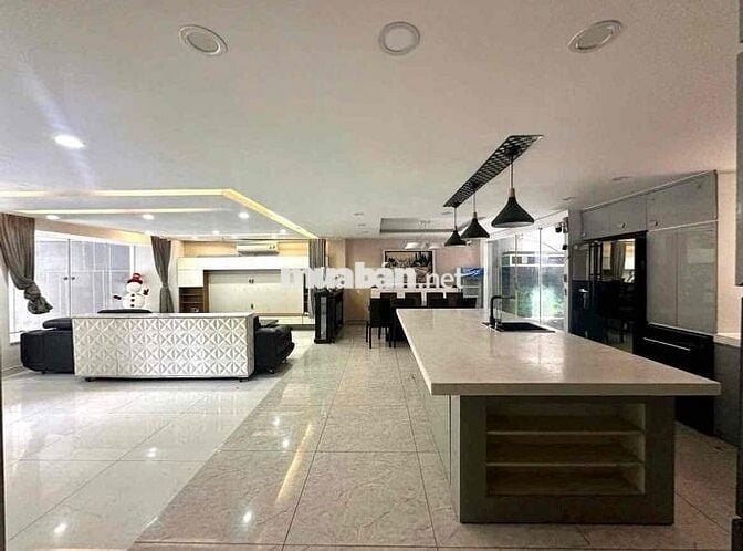 MẶT TIỀN NGUYỄN TRÃI 8x17 GIÁ ĐẸP 4 SÀN THANG MÁY 600m2