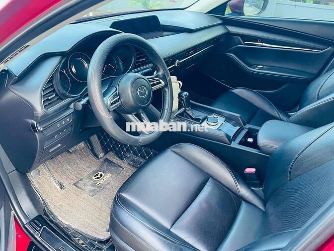 Mazda 3 2020 Sedan 1.5L Luxury - 62000 km