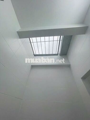 Cho Thuê Mặt Bằng Kho 250m2 Phường Đông Hoà Đường Xe Tải