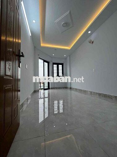 Nhà góc 2 mặt tiền xe hơi vào tận nhà
