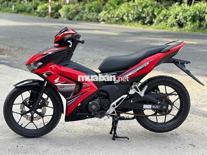 WINNER V3 2022 XE ĐẸP KENG, HỒ SƠ SẲN, HỖ TRỢ GÓP