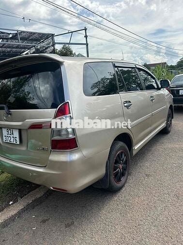 Toyota Innova 2016 2.0E - 124548 km