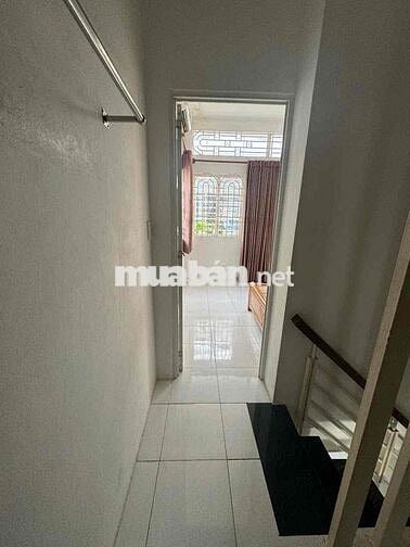 Ccg nhà cho thuê hẻm 737 Lạc Long Quân, P. Bảy Hiền (P10 cũ) Dt: 3,5 x