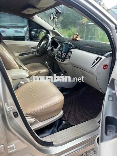 Toyota Innova 2016 2.0E - 124548 km
